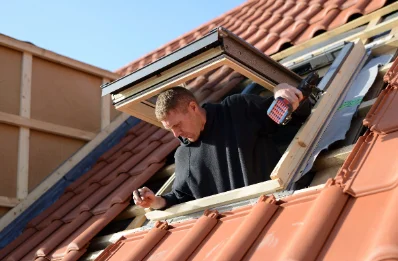Pose de fenêtres de toit Velux à Salers